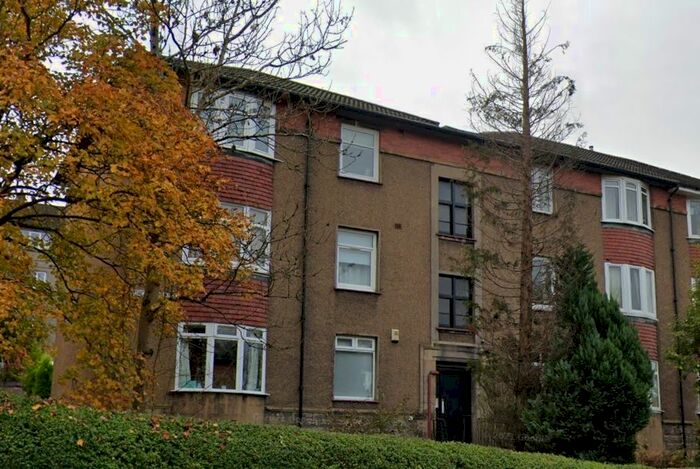 3 Bedroom Flat To Rent In Dorchester Avenue, Kelvindale, Glasgow, G12