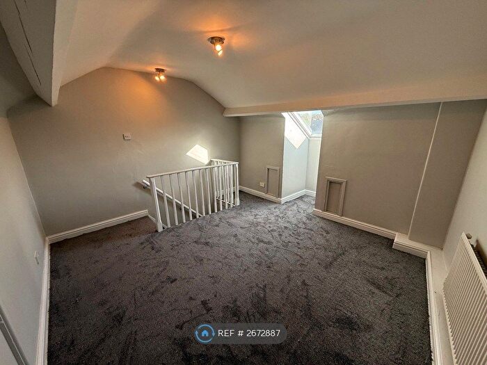 3 Bedroom Terraced House To Rent In Dockin Hill Road, Doncaster, DN1