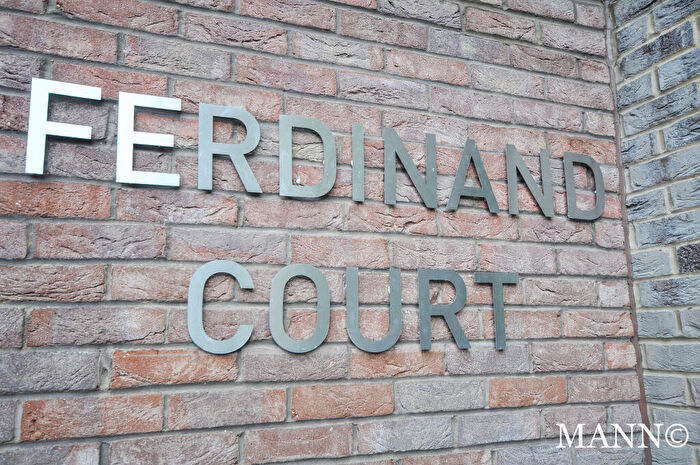 1 Bedroom Apartment To Rent In Ferdinand Court, Adenmore Road, Catford, **No Fees For Tenants Moved In August**, SE6