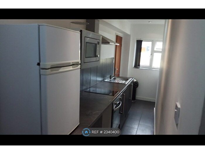 2 Bedroom Flat To Rent In Coventry, Coventry, CV4