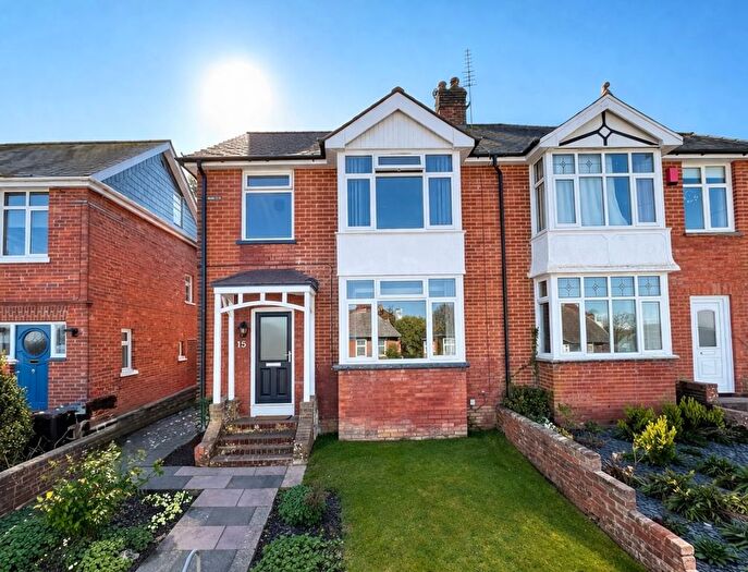 3 Bedroom Semi Detached House For Sale In Broadway, St.Thomas, EX2