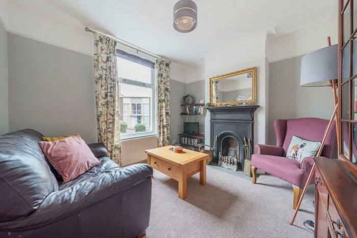 2 Bedroom Terraced House To Rent In Masons Hill, Woolwich, London, SE18