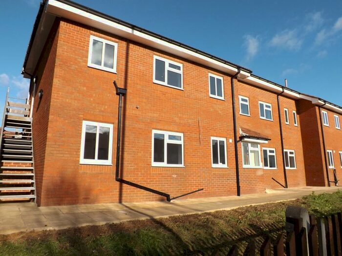 1 Bedroom Flat To Rent In Sevenoaks Road, Cosham, Portsmouth, PO6