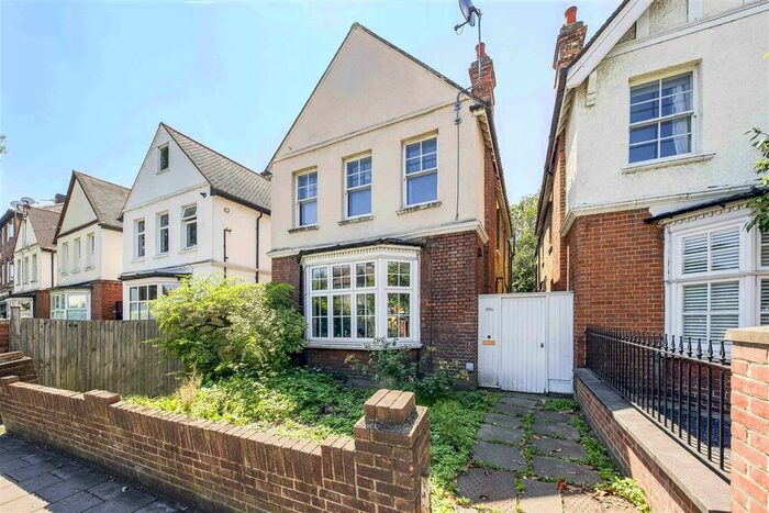 2 Bedroom Maisonette To Rent In Whitton Road, Twickenham, TW1