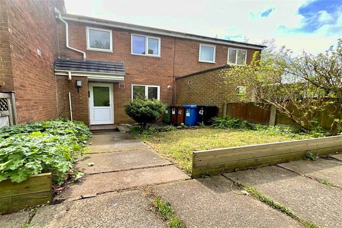 3 Bedroom Terraced House To Rent In Sunfield, Romiley, Stockport, SK6