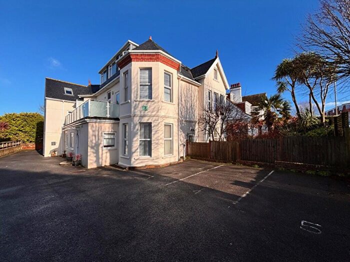 2 Bedroom Flat To Rent In Victoria Road, Swanage, Dorset, BH19