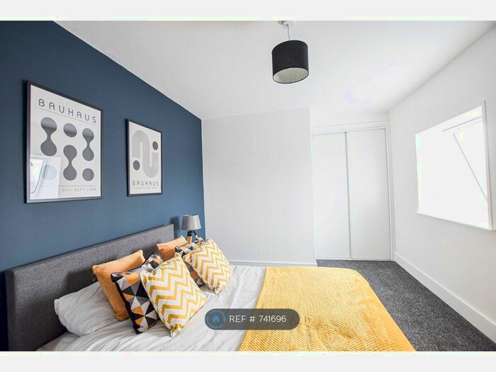 2 Bedroom Flat To Rent In Middlewich Road, Sandbach, CW11