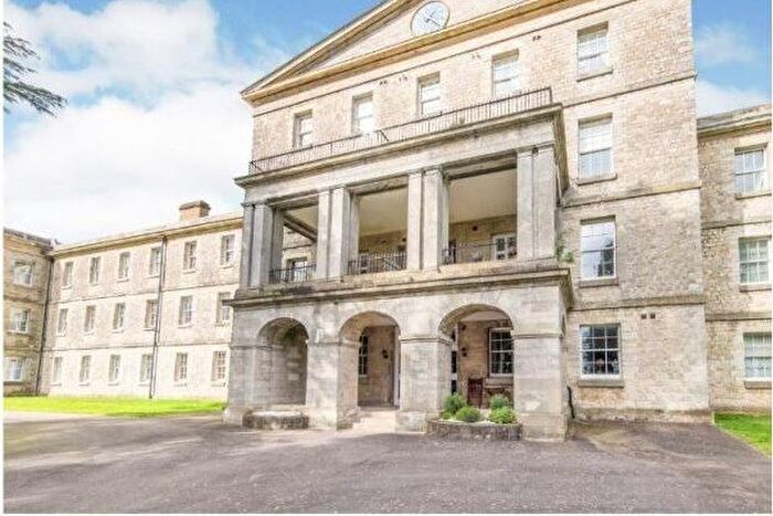 2 Bedroom Flat To Rent In St. Andrews Park, Maidstone, ME16