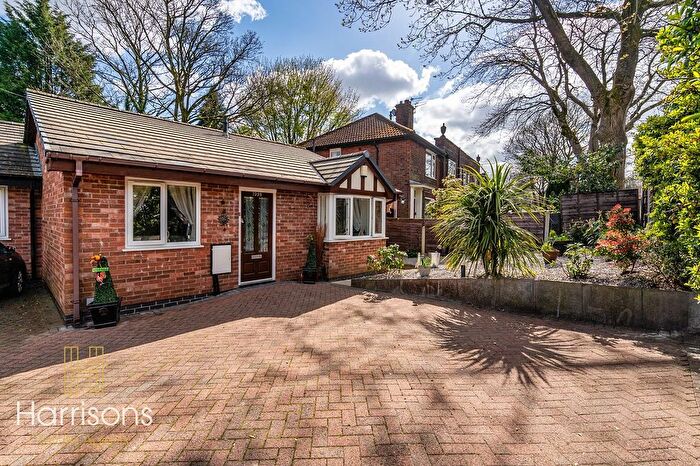 2 Bedroom Semi Detached Bungalow For Sale In Moss Bank Way, Bolton, Lancashire, BL1
