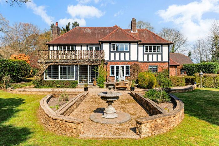 4 Bedroom Detached House For Sale In High Broom Lane, Crowborough, TN6