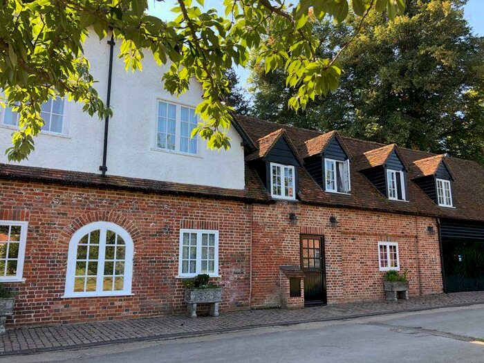 2 Bedroom Semi-Detached House To Rent In Little Marlow - Village Location, SL7