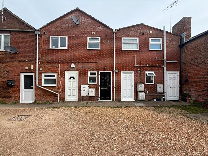 1 Bedroom Flat To Rent In High Street, Holbeach, Spalding, PE12