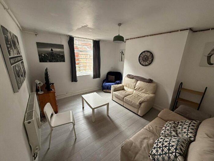 7 Bedroom House To Rent In Burns Street, Arboretum, Nottingham, Nottinghamshire, NG7