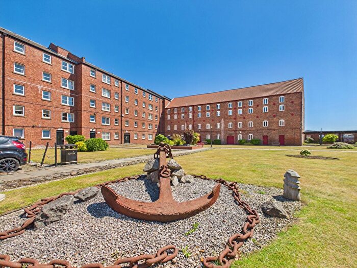 Studio For Sale In Pease Court, High Street, Hull, North Humberside, HU1
