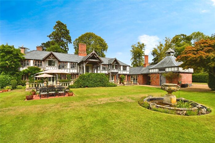 5 Bedroom Detached House For Sale In Puddington Lane, Puddington, Neston, CH64