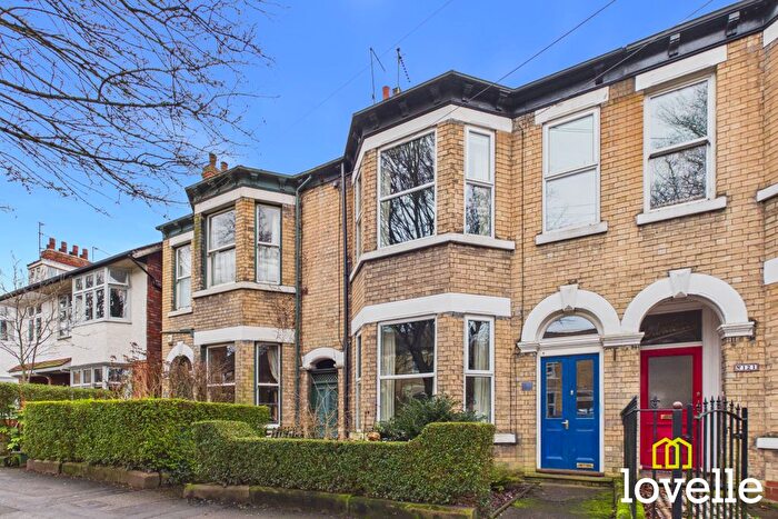 5 Bedroom Terraced House For Sale In Marlborough Avenue, Kingston Upon Hull, HU5