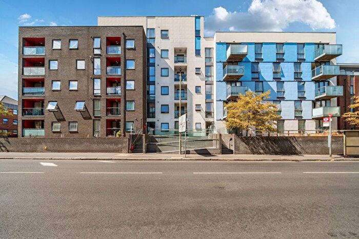 2 Bedroom Flat For Sale In Homesdale Road, Bromley, BR2