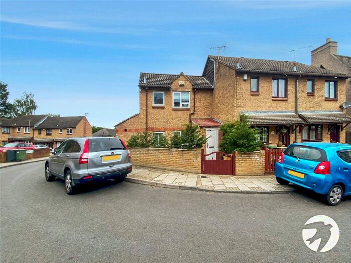 1 Bedroom End Of Terrace House To Rent In Winifred Road, Erith, Kent, DA8