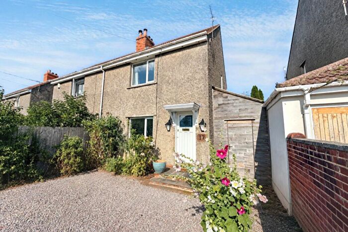 3 Bedroom Semi-Detached House For Sale In Dursley Road, Heywood, BA13