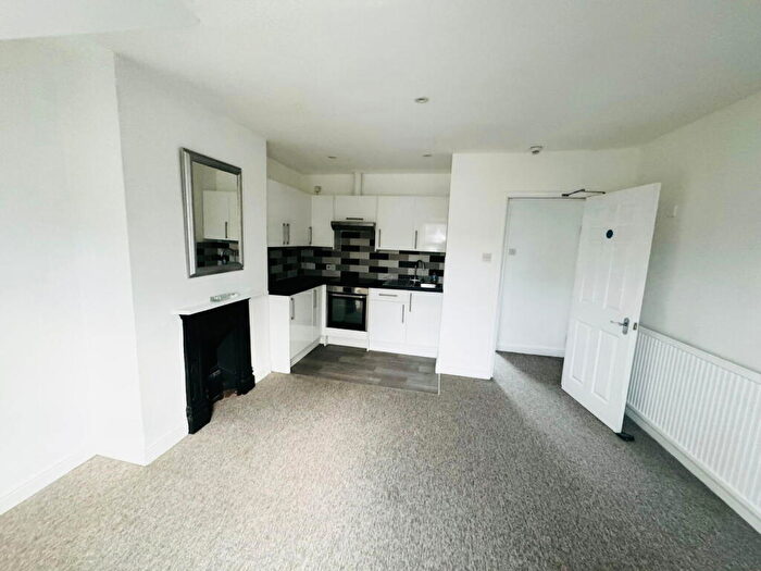 1 Bedroom Flat To Rent In Croft Road, Old Town, Swindon, SN1
