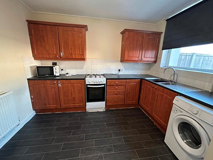 3 Bedroom Terraced House To Rent In Round Hey, L28