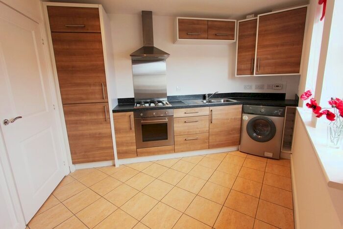 2 Bedroom Flat To Rent In Suthren Yett, Prestonpans, EH32