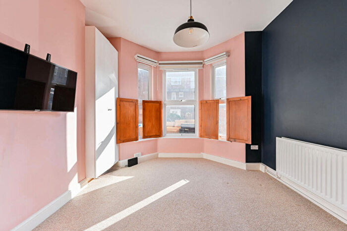 1 Bedroom Flat For Sale In Penton Place, London, , Elephant And Castle, London, SE17