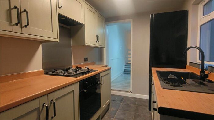 2 Bedroom Terraced House To Rent In Castle Street, Swanscombe, Kent, DA10