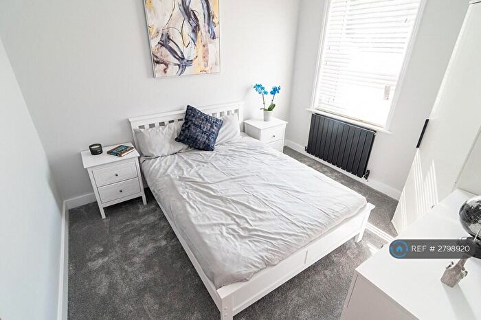 4 Bedroom Semi Detached House To Rent In Northcote Road, Bournemouth, BH1