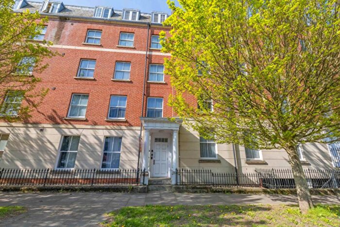 1 Bedroom Flat For Sale In Copperfield Court, New Dover Road, Canterbury, Kent, CT1