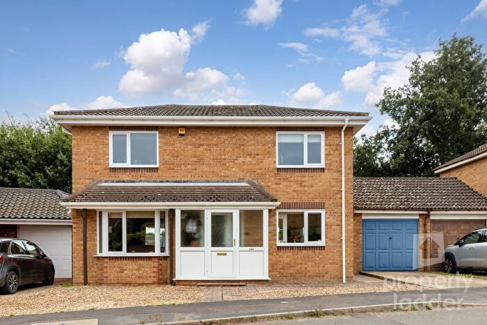 3 Bedroom Detached House For Sale In Arthurton Road, Spixworth, Norwich, NR10