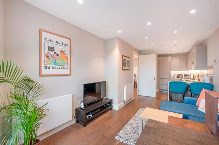 1 Bedroom Apartment For Sale In The Arbor, Kilburn High Road, London, NW6