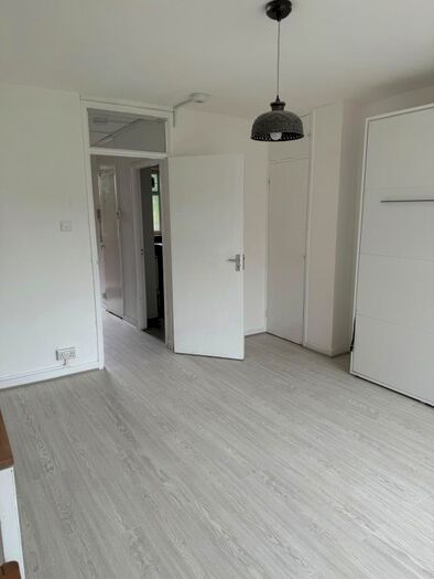 Studio For Sale In Portland Avenue, London, N16