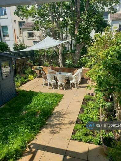 2 Bedroom Flat To Rent In Lansdowne Place, Hove, BN3