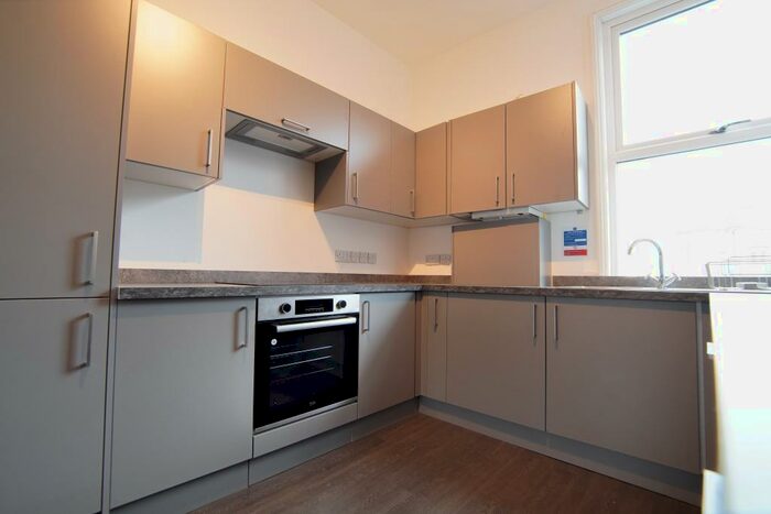 4 Bedroom Maisonette To Rent In Cheltenham Road, St Andrews, BS6