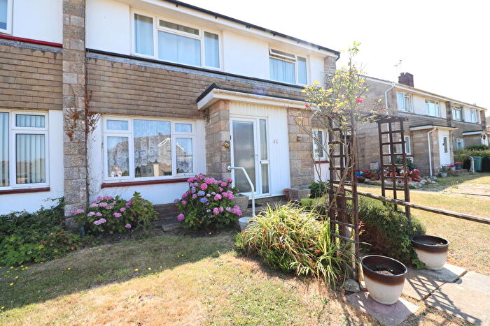 2 Bedroom Ground Maisonette For Sale In Worsley Road, Godshill, Isle Of Wight, PO38