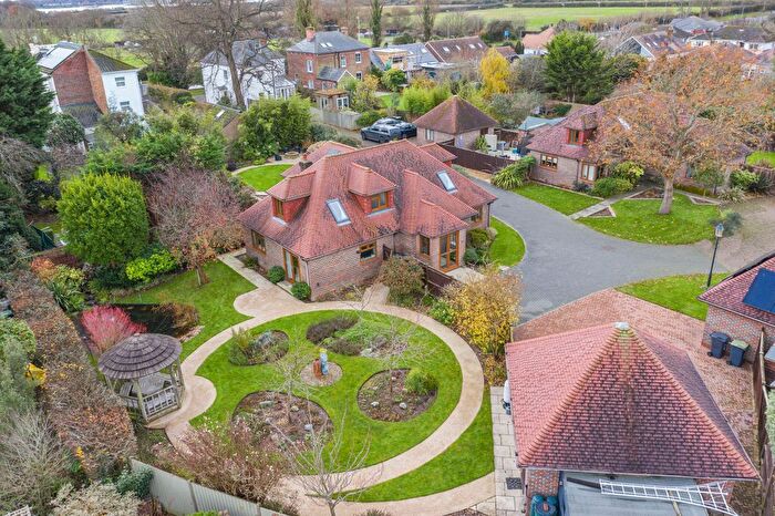 4 Bedroom Detached House For Sale In Emsworth, Hampshire, PO10