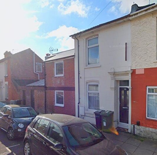 4 Bedroom Property To Rent In Telephone Road, Southsea, PO4
