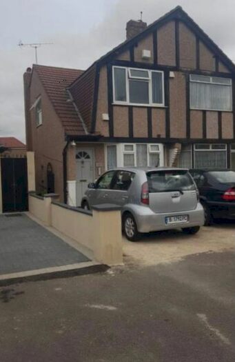 1 Bedroom Studio To Rent In Eton Road, Hayes, UB3