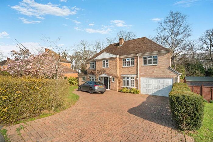 5 Bedroom Detached House For Sale In Woodlands Road, Aylesford, ME20