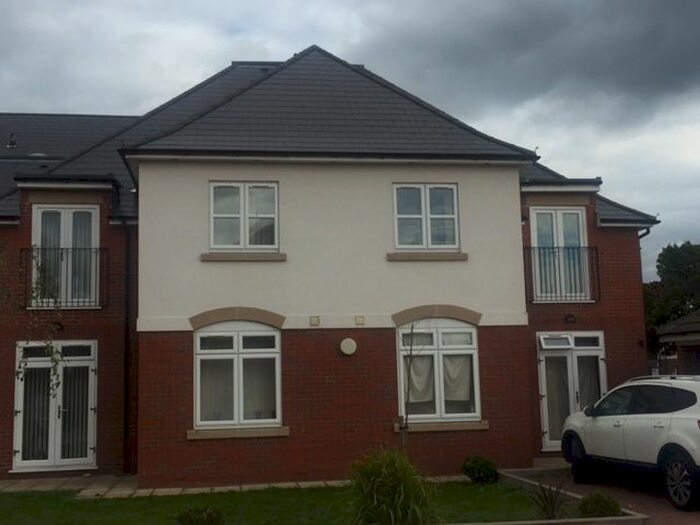 1 Bedroom Flat To Rent In Hatton Road, Feltham, TW14