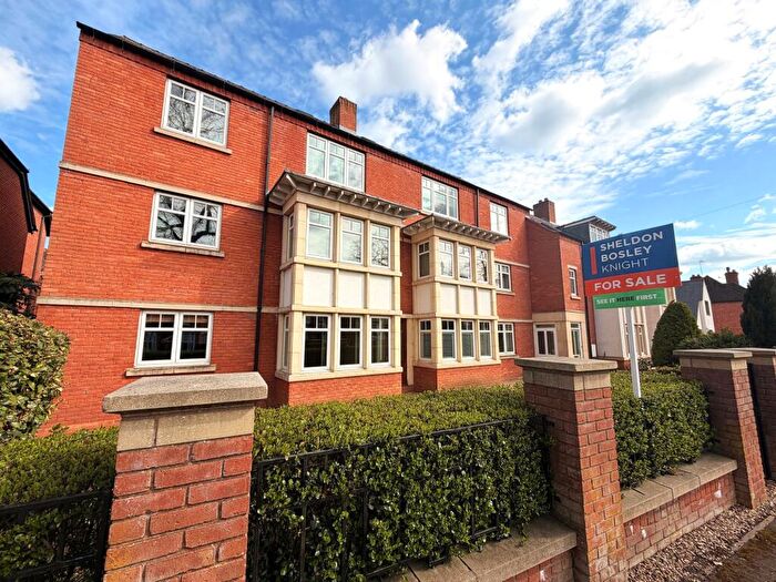 2 Bedroom Flat For Sale In Shipston Road, Stratford-Upon-Avon, CV37