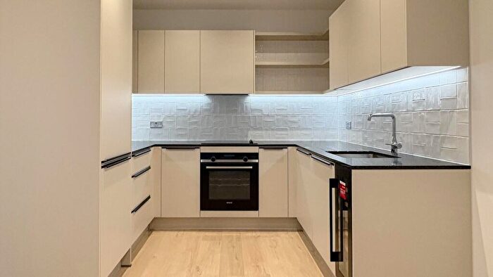 1 Bedroom Apartment To Rent In Dray House, Southlake Road, London, SE28