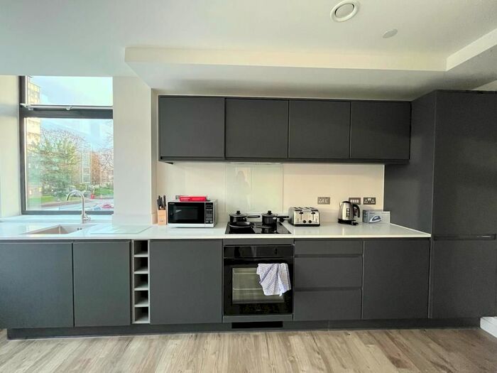 1 Bedroom Flat To Rent In Seymour Grove, Old Trafford, Manchester, M16