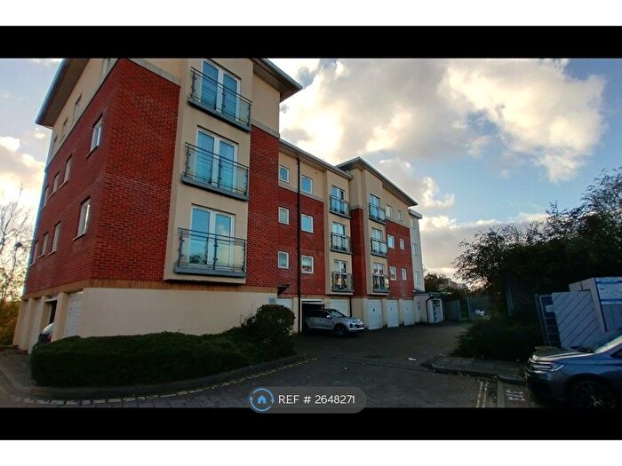 2 Bedroom Flat To Rent In Winterthur Way, Basingstoke, RG21