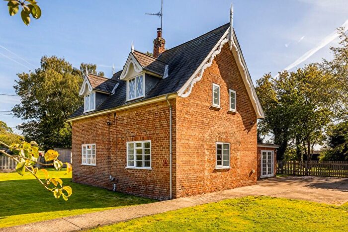 4 Bedroom Detached House To Rent In The Green, Revesby, PE22