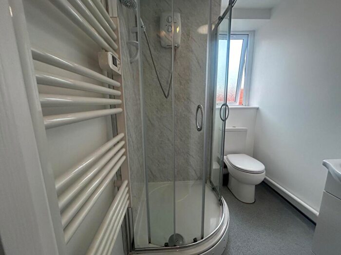 1 Bedroom Flat To Rent In Herbert Street, Redditch, Worcestershire, B98