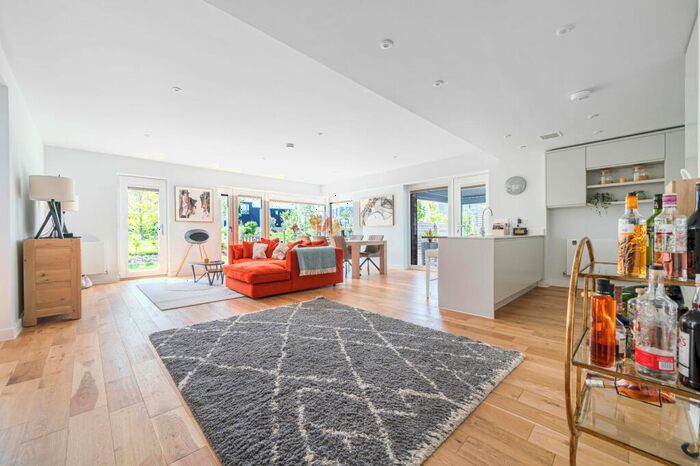 3 Bedroom Semi-Detached House For Sale In Cherrywood, Hernhill, ME13