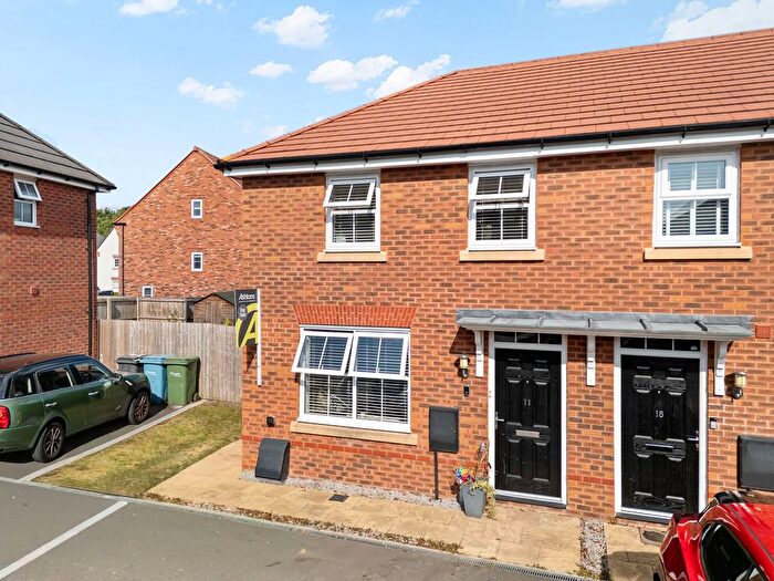 3 Bedroom Terraced House For Sale In Braeburn Drive, Appleton, WA4