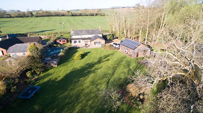 5 Bedroom Bungalow To Rent In Damerham, Hampshire, SP6